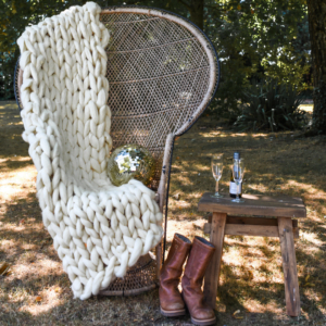 Lontwol deken in de kerst sfeer, heerlijk voor extra uurtjes buiten zitten.