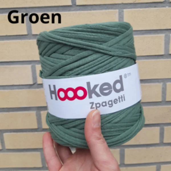 Een bol Hooked spaghetti in het groen.