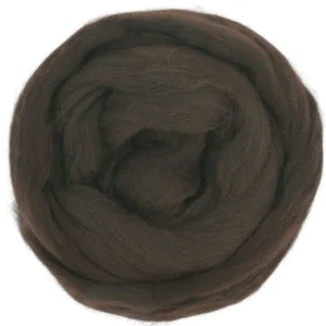 Bol donker bruine chocolade bruin merino, biologisch geverfd.