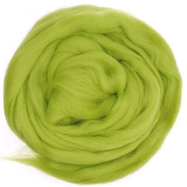 Bol spring green, een fel groene helder groen merino, biologisch geverfd.