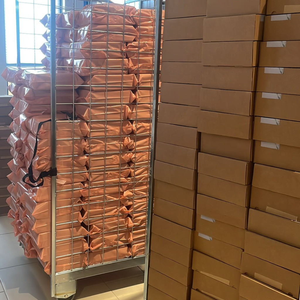 Inpakken en verzenden bij September18.