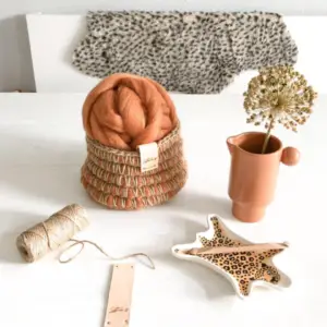 Mandjes haken met lontwol, DIY pakket.