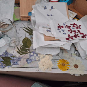 Lekker knutselen aan de keukentafel met deze servetten techniek.