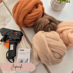 Lontwol in de Japandi kleuren; fox, powder, shell en bronze mix.