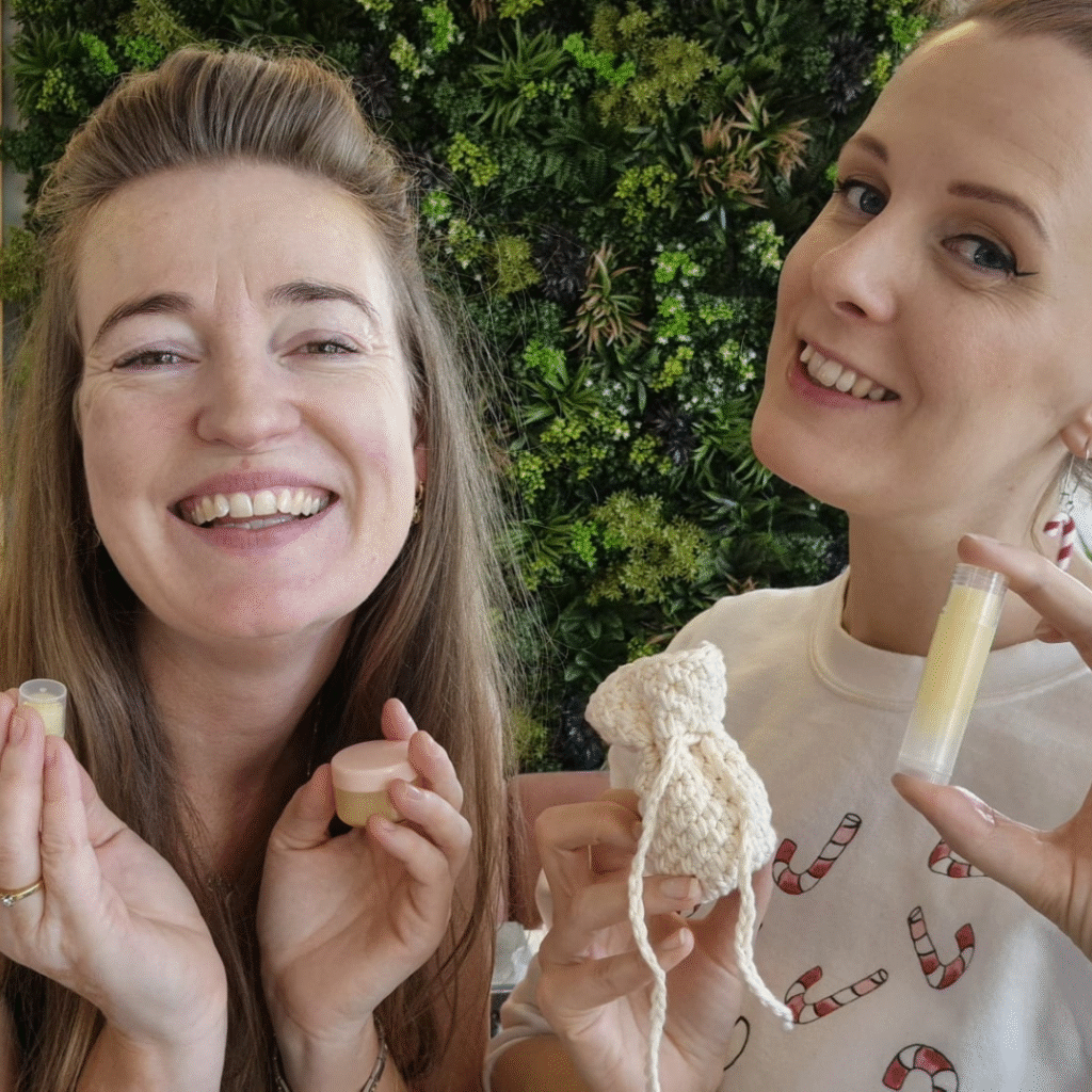 DIY maak je eigen lippenbalsem met ons complete knutsel pakket.